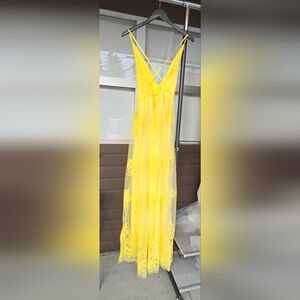 Luxell yellow lace floral Tulle Maxi Dress